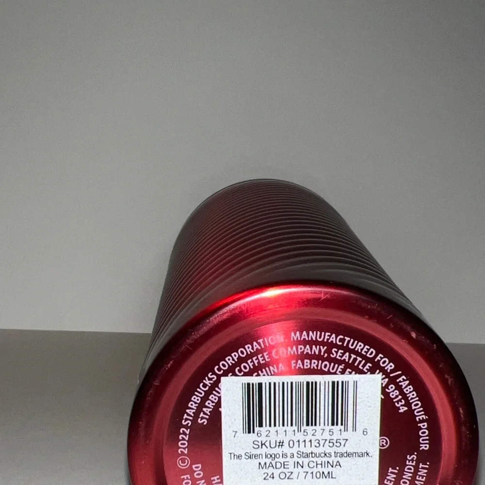 Starbucks 2022 Deep Red Metallic Swirl Twist Stainless Steel Cold Cup 24 Oz